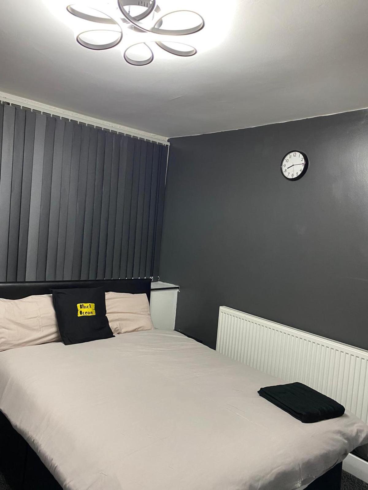 Black Ocean Holiday Apartments 黑潭 外观 照片