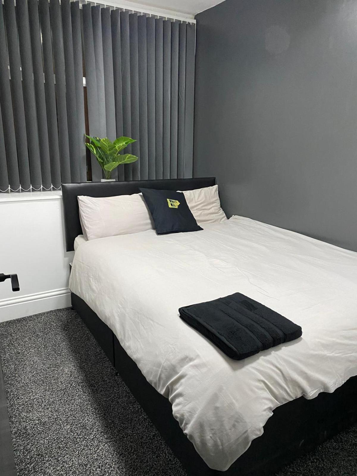 Black Ocean Holiday Apartments 黑潭 外观 照片