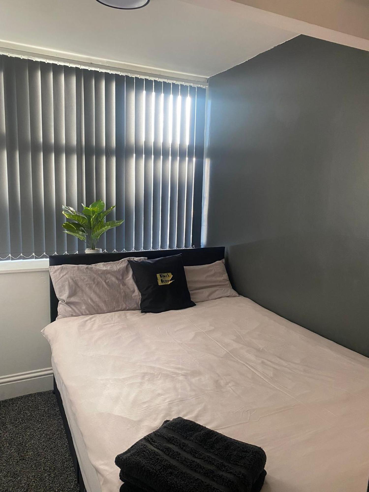 Black Ocean Holiday Apartments 黑潭 外观 照片