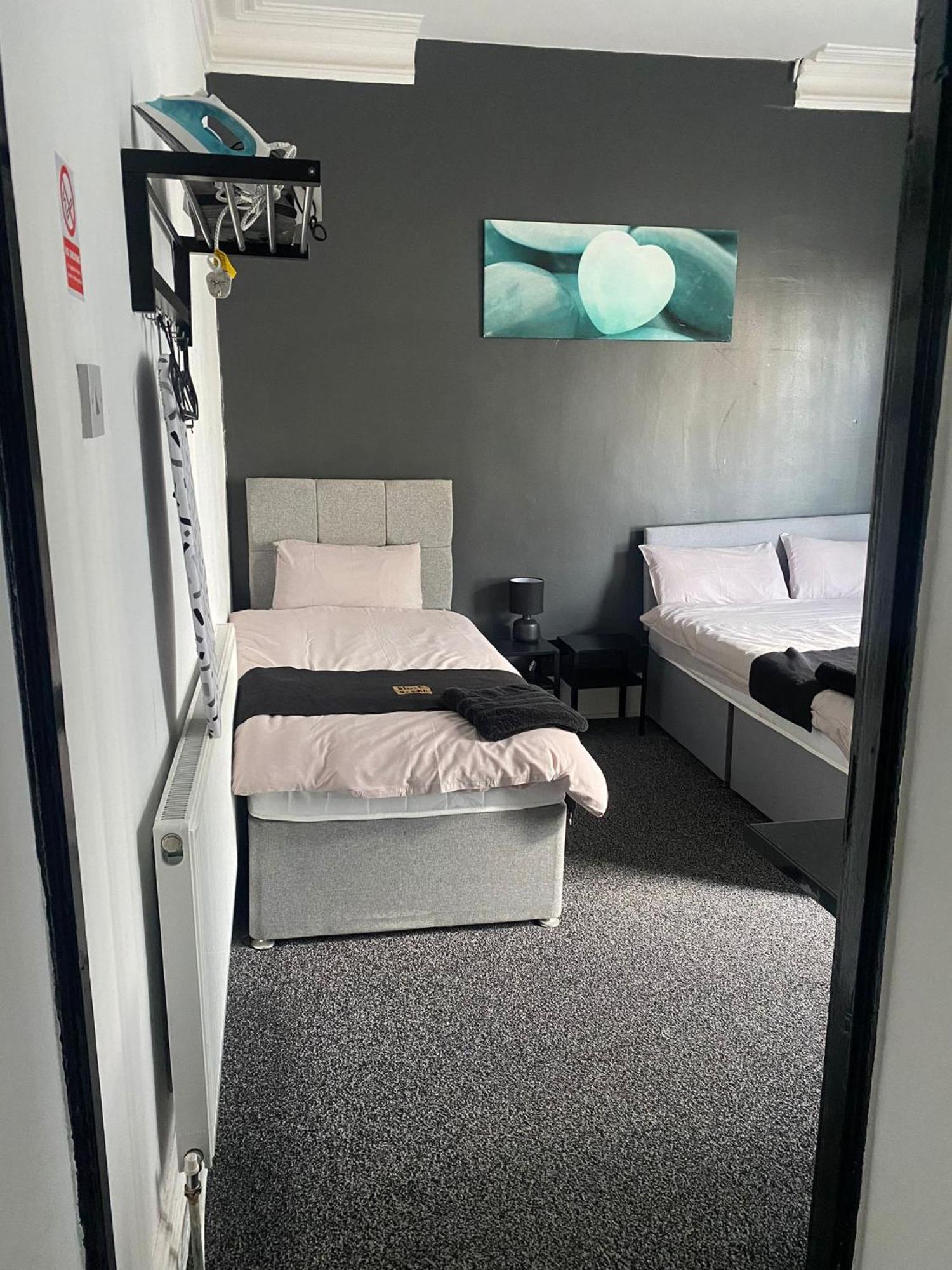 Black Ocean Holiday Apartments 黑潭 外观 照片