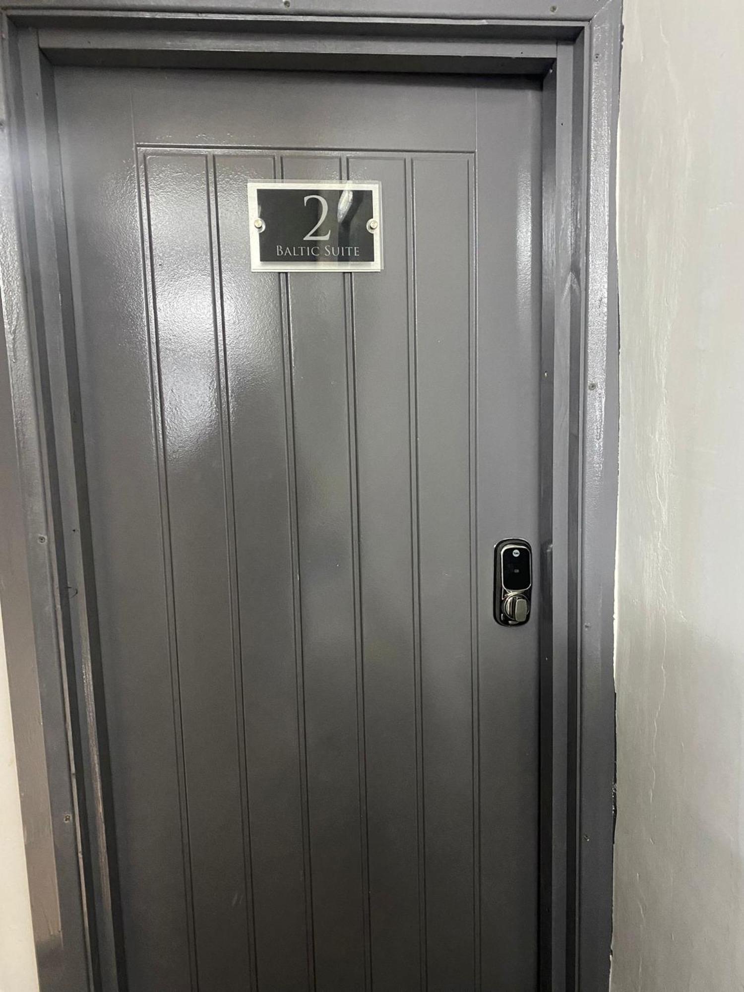Black Ocean Holiday Apartments 黑潭 外观 照片